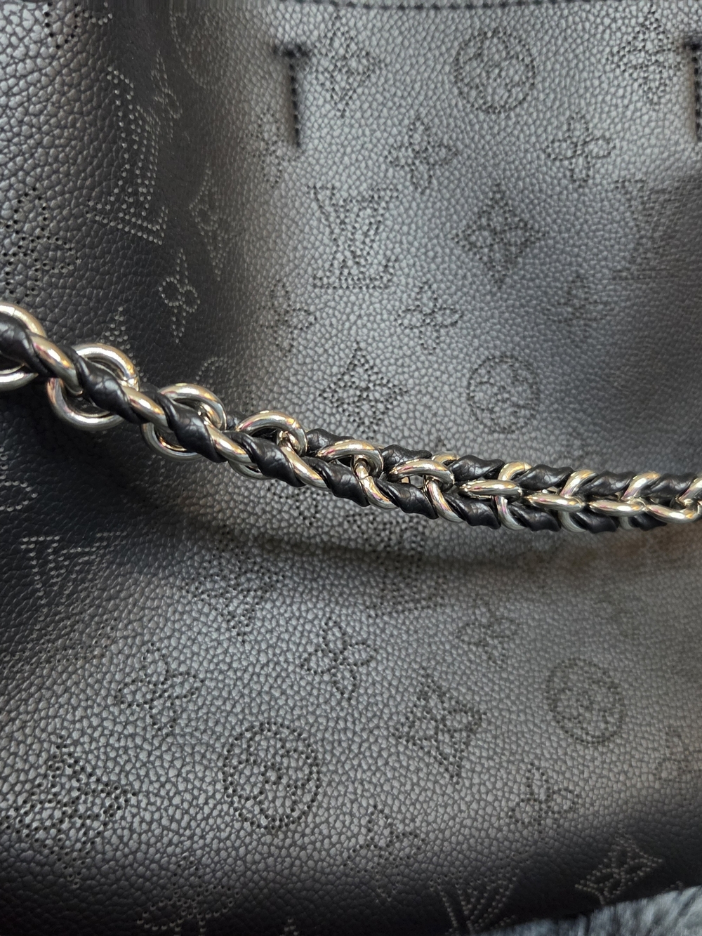 Luxury Black Monogram Tote with Chain Strap - Picture 3 of 11